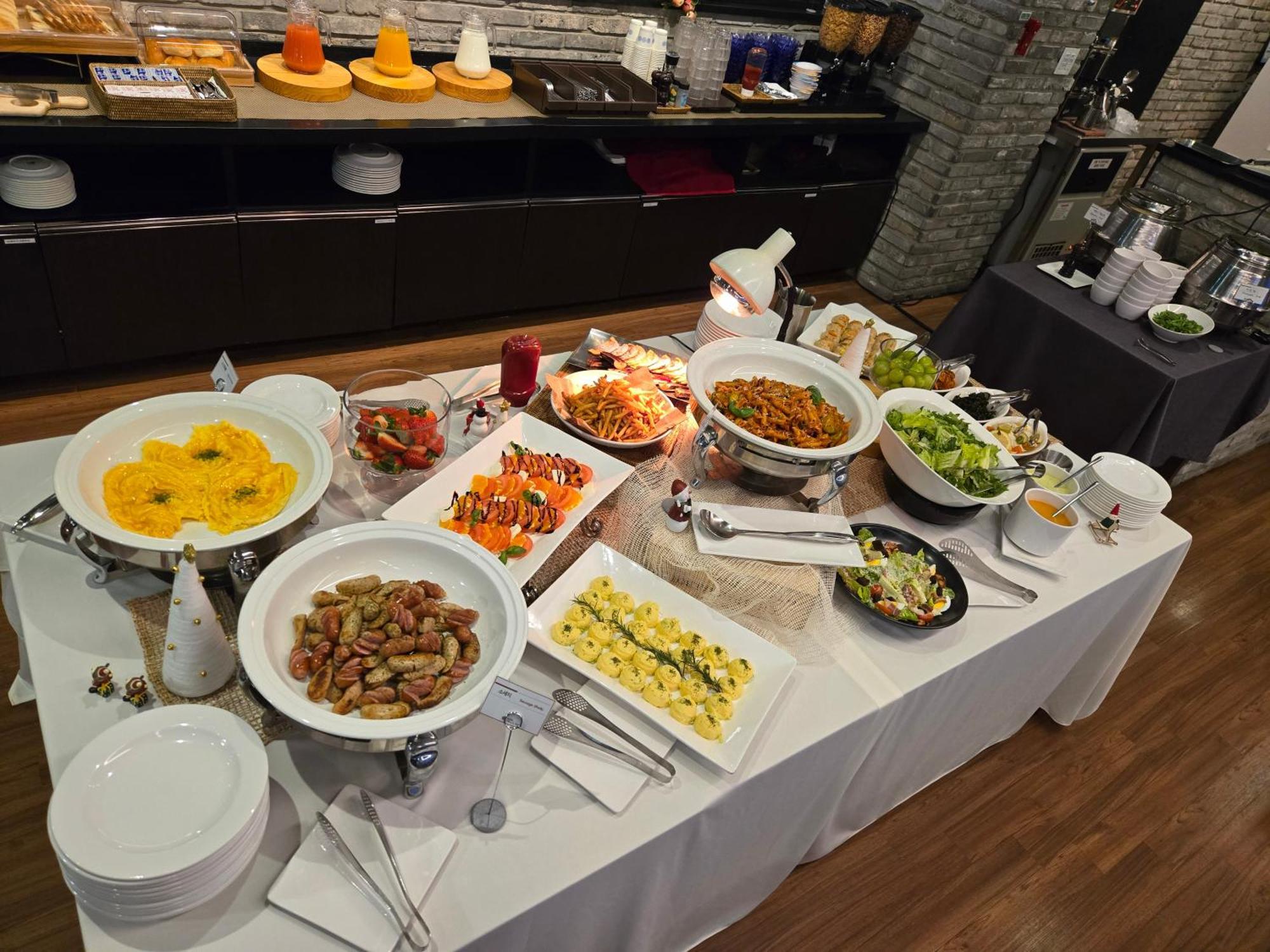 Vella Suite Hotel Suwon Exteriér fotografie