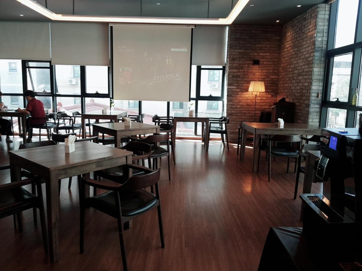 Vella Suite Hotel Suwon Exteriér fotografie
